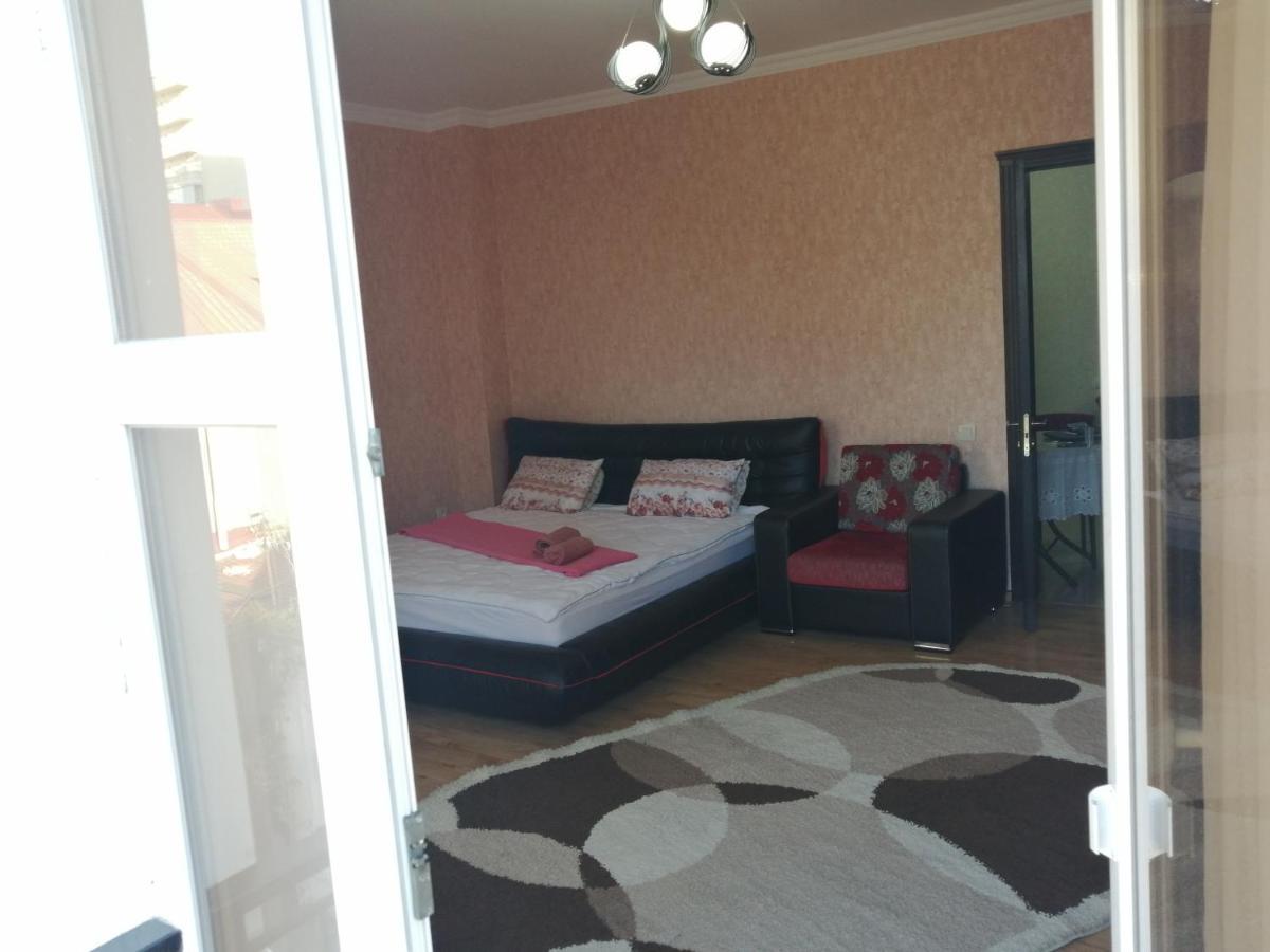 Apartments In The Historical Center Of Batumi, Near The Seaside Park エクステリア 写真