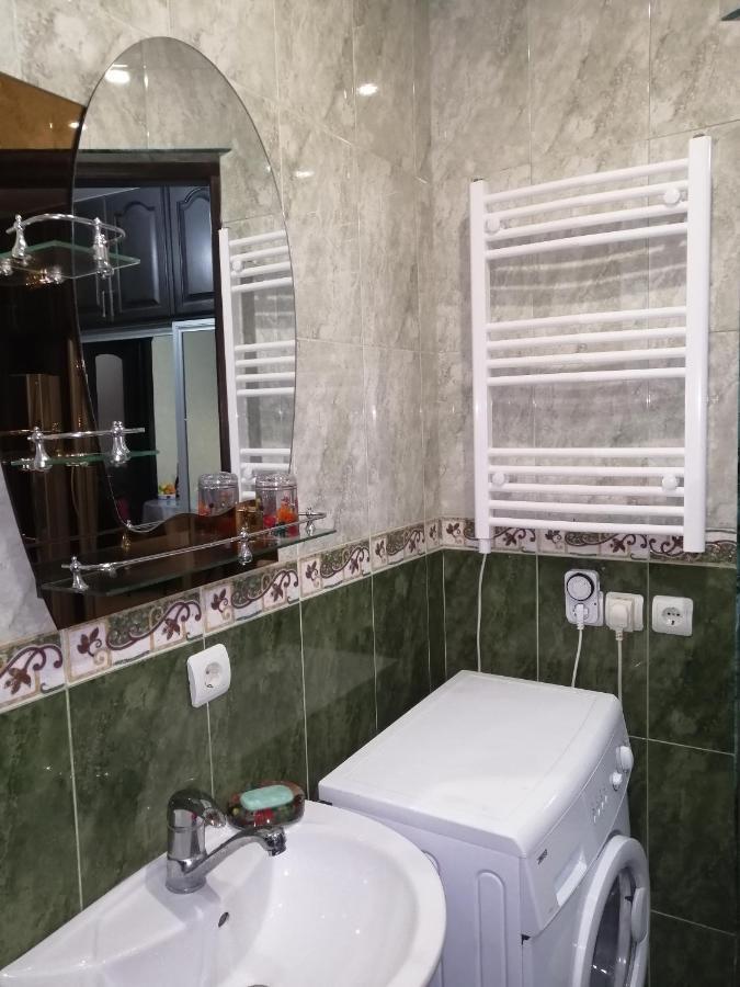 Apartments In The Historical Center Of Batumi, Near The Seaside Park エクステリア 写真